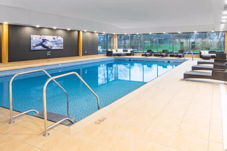crowne-plaza-plymouth-6850045652-3×2
